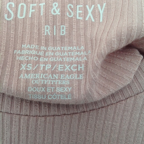 American Eagle soft& sexy pink top - Picture 8 of 8